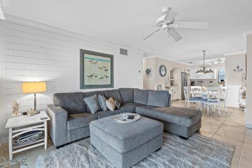 Colony Beach Club 224 in New Smyrna Beach, USA