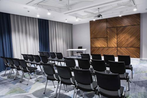 Courtyard by Marriott Katowice City Center - image 3
