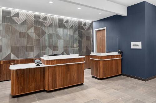 Courtyard by Marriott Lansing Downtown - image 13