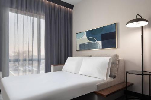 Courtyard by Marriott Lansing Downtown - image 7