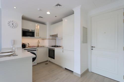 Livbnb-Modern Living 1B Apartment in JVC, Дубай (фото 9)