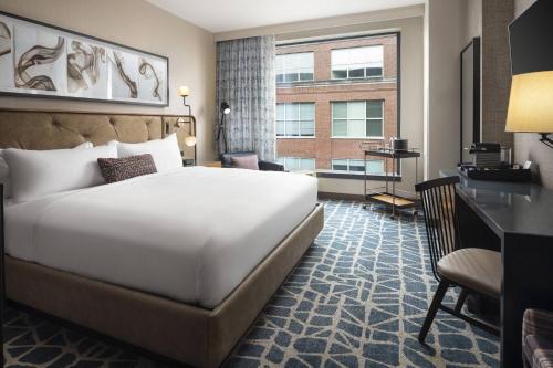 King Room - Hearing Accessible