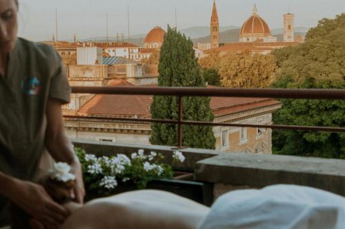 Sina Villa Medici Autograph Collection - image 9