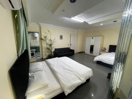 Xibei Lou Hotel 西北楼华人宾馆, قاهرة