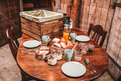 Ételek és italok, CRASH'NSTAY - Wachtpost 20 in 'S Gravenmoer