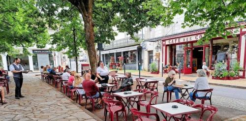 Charm and Elegance T2 in the heart of Ribérac Charm and Elegance T2 in the heart of Ribérac