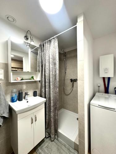 Zarembowicza Apt 37 - Self Check-In 20h - Parking &Lift, Breslau (Foto 10)