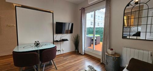 Apartment with Terrace image 2