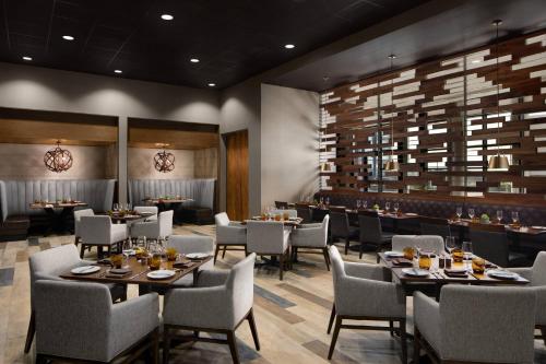 Marriott Dallas Allen Hotel & Convention Center - image 6