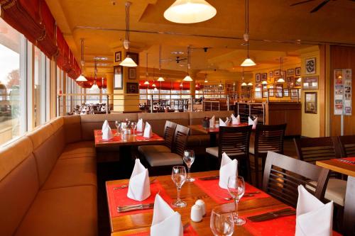 Courtyard by Marriott Hannover Maschsee - image 5