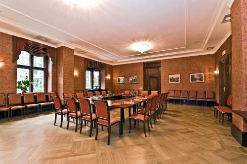 Tárgyalóterem/bálterem, Pałac Paulinum in Jelenia Gora Városközpont