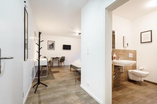 Baño, Greenfield I schönes OfficeStudio I W6 I Neu I Küche I Smart TV I P (Greenfield I schones OfficeStudio I W6 I Neu I Kuche I Smart TV I P) in Mettingen