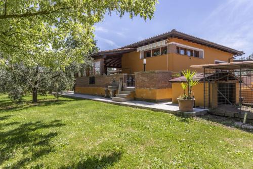 Casona Serrari in Canale Monterano