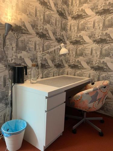 Comfortable Private Rooms in a Modern Apartment Comfortable Private Rooms in a Modern Apartment