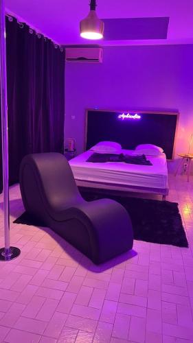 Aphrodite #Love Room#, Pointe-à-Pitre