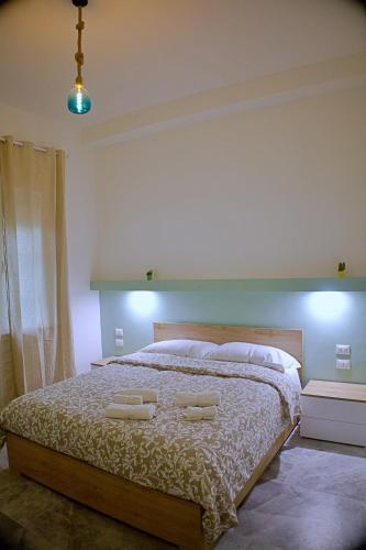 1 king bed, 1 sofa bed