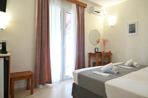 Gina Studios, Benitses (fotografie 5)