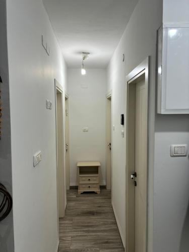 סאבלט בגבעה in Givat Yoav