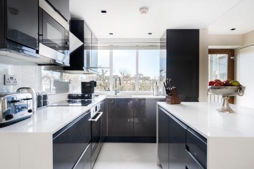 LONDONERS - The London Residence - image 7