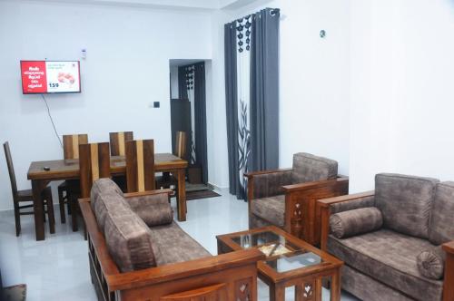 Two-Bedroom Villa image 3