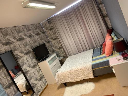 Comfortable Private Rooms in a Modern Apartment Comfortable Private Rooms in a Modern Apartment