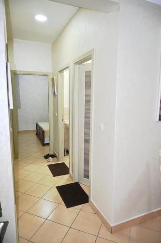 Bathroom, Hogar Feliz - apartment in Dcheira El Jihadia