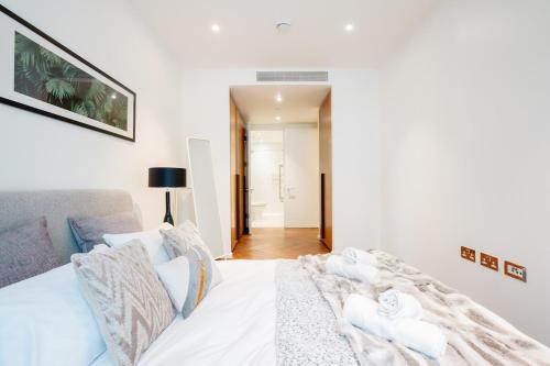 Luxury 2BRs Maisonette near Battersea Power, London (photo 9)