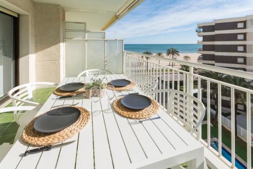 Apartment with Sea View image 2