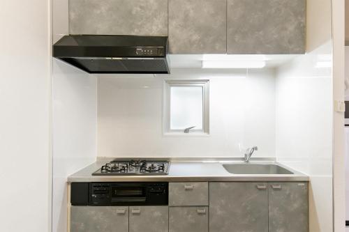 Kitchen, アパートメントホテル名古屋高畑 in Nakagawa