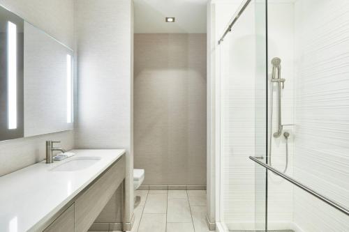 Guest room, 2 Double image 5