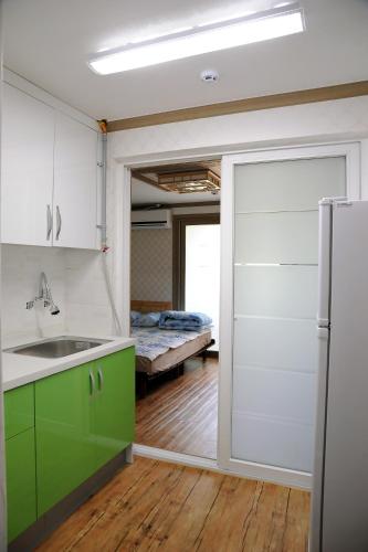 安東 The 1st Andong Hostel ホテル 外観