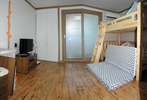 安東 The 1st Andong Hostel ホテル スイート