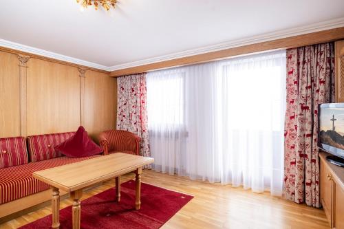 Aparthotel Landhaus St. Joseph (Indoor Pool) - image 12