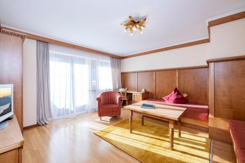 Aparthotel Landhaus St. Joseph (Indoor Pool) - image 3