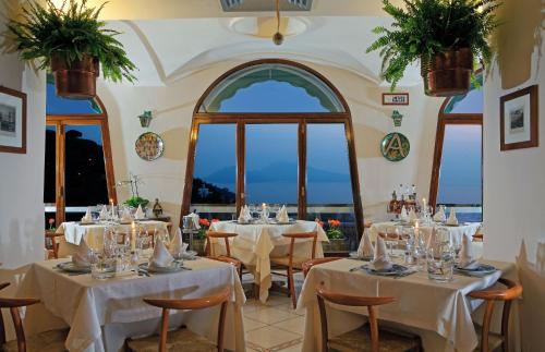 Ресторан, Hotel & Spa Bellavista Francischiello in Маса Любренсе