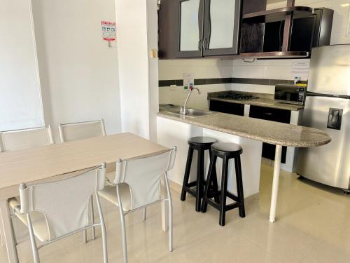 One-Bedroom Apartment image 1
