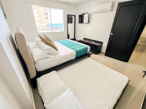 One-Bedroom Apartment image 4