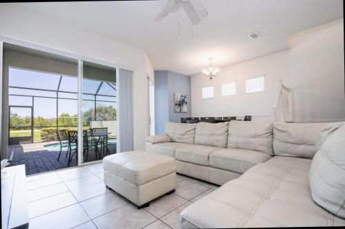 Stunning 5 Bd Home w/ Pool Close to Disney 174 - image 11