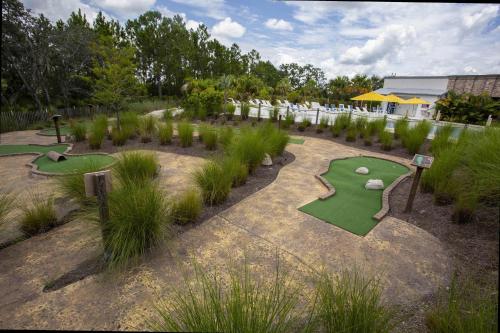 Stunning 5 Bd Home w/ Pool Close to Disney 174 - image 12