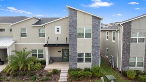 Stunning 5 Bd w/ Pool Close to Disney @ Champions Gate 1012 thumb 2