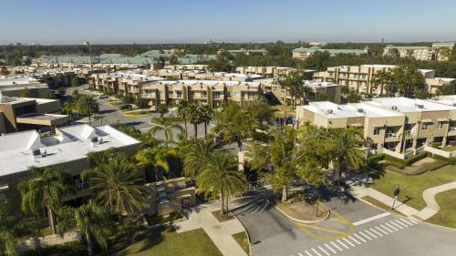 Gorgeous 4 Bd Close to Disney @ Magic Village 3114 - image 12