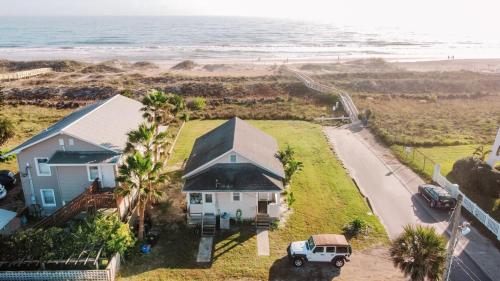 Sun & Fun Oceanfront Saint Augustine Beach!, Сент-Огастин (фото 3)