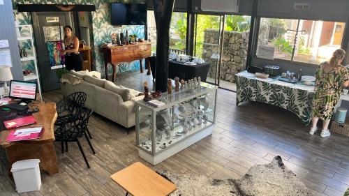 ล็อบบี้, Inaki Uhi Hotel in อิสลา เด ปาสกัว