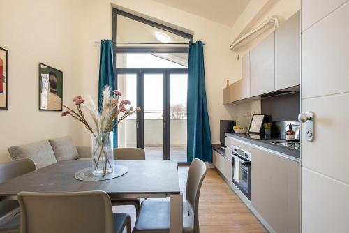 Urban Oasis with Terrace & free Parking, int11, Řím