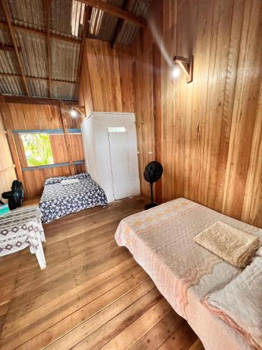 2 double beds