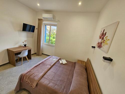 1 double bed