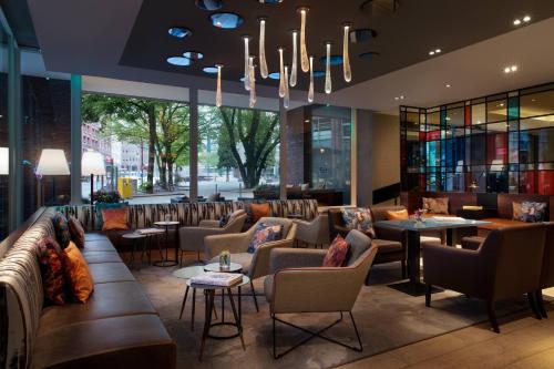 Renaissance Hamburg Hotel in Hamburg, Deutschland