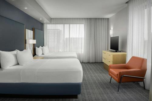 Courtyard by Marriott Muncie at Horizon Convention Center - image 13
