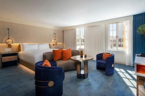 643321008 Hotel de la Poste - French Quarter, A Renaissance Hotel