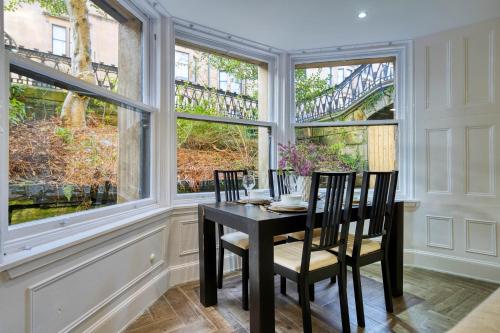 Stylish 3-Bedroom Apartment in Central Glasgow, Glasgow (photo 8)